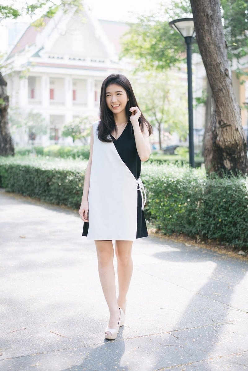 Twotone wrap dress - 洋装/连衣裙 - 其他材质 黑色