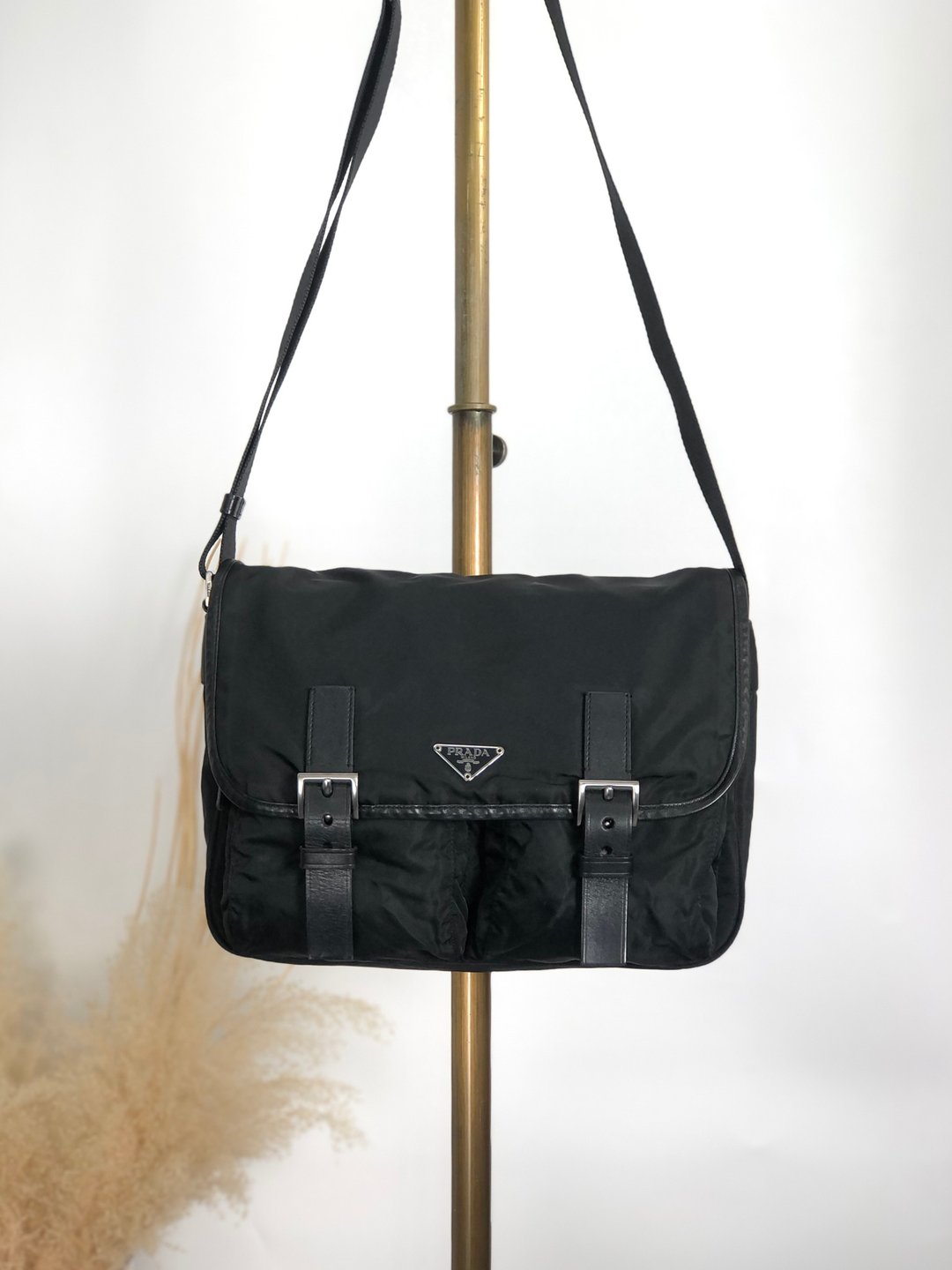 【 日本直送 名牌中古包 】PRADA 普拉达 侧背包 黑色 三角标志 尼龙 邮差包 vintage s5jtyw - 侧背包/斜挎包 - 尼龙 黑色