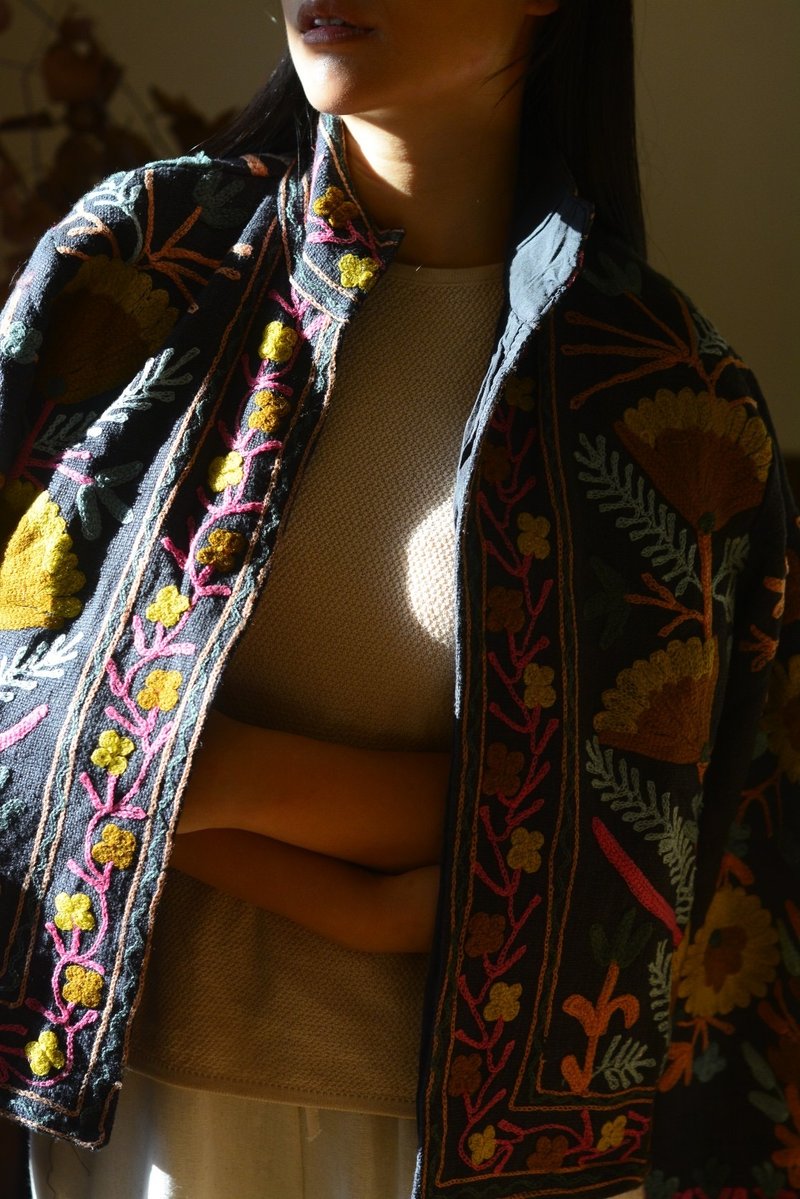 Suzani苏札尼手工刺绣纯棉宽袖外套 - 优雅 - 女装休闲/机能外套 - 棉．麻 多色