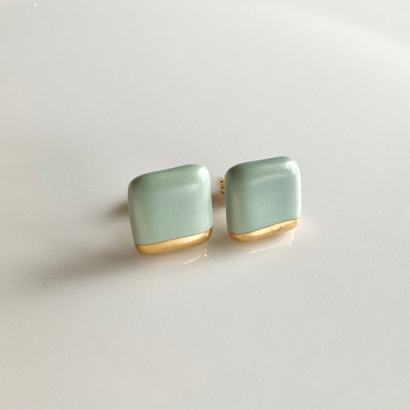 Earrings 思春期-2 - 耳环/耳夹 - 陶 绿色