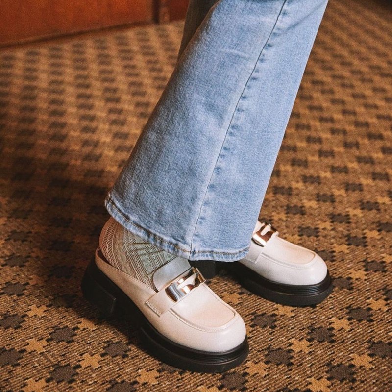 PRE-ORDER SPUR Steel Banding Flatform Bloafer -UA9021IV - 其他女款皮鞋 - 其他材质 
