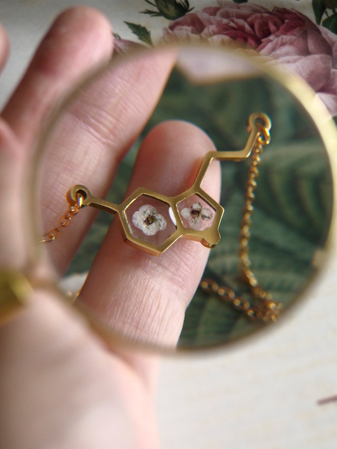 Serotonin necklace, Pressed flower necklace, Dry flower steel necklace - 项链 - 植物．花 金色