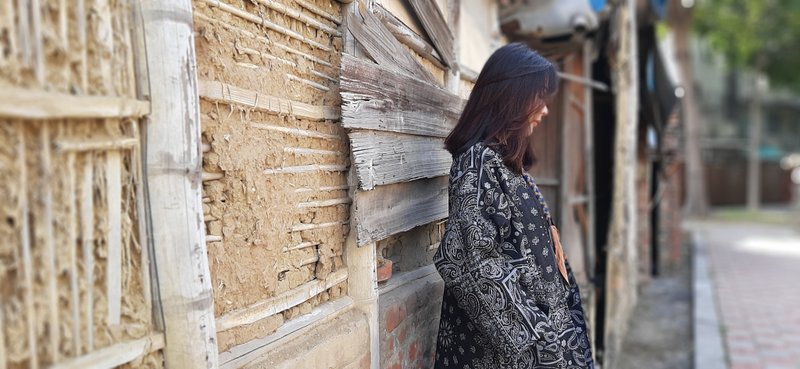 AMINS SHINY WORLD  水洗藏黑色丹宁变形虫提花KIMONO - 中性连帽卫衣/T 恤 - 棉．麻 黑色