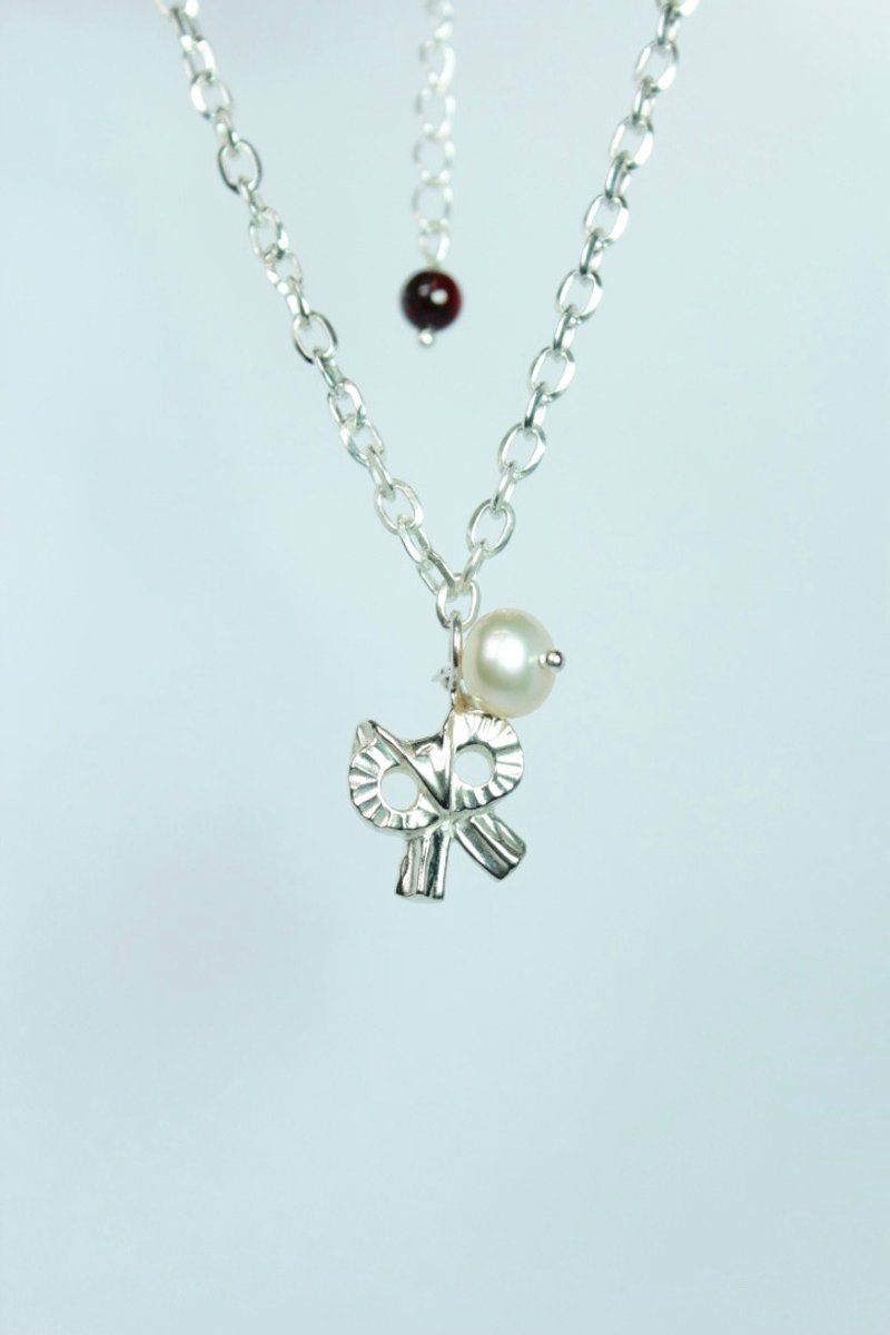 小甜心蝴蝶结银手链 - 手链/手环 - 银 银色