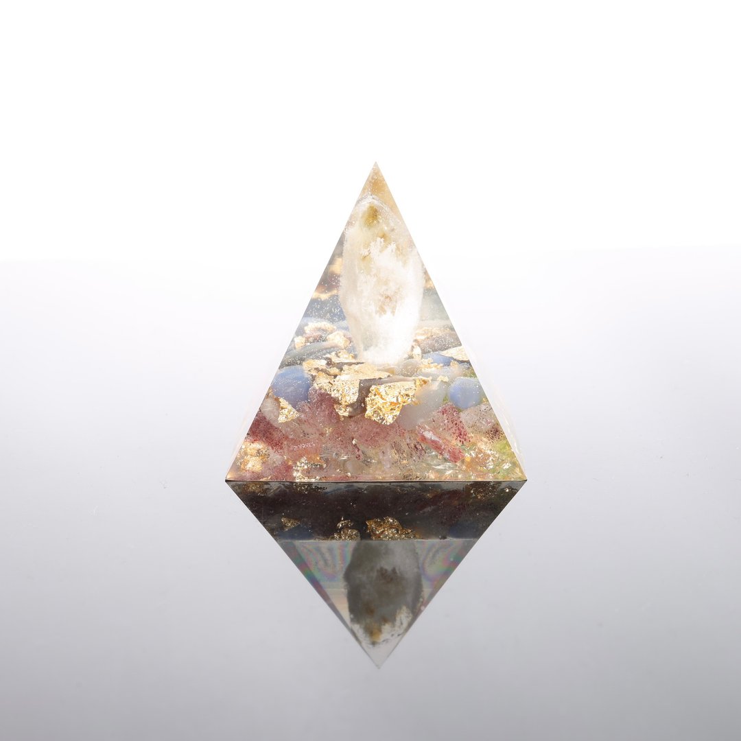 【母亲节礼物】黄水晶柱塔大奥刚金字塔 Orgonite 招财奥根 - 摆饰 - 水晶 多色