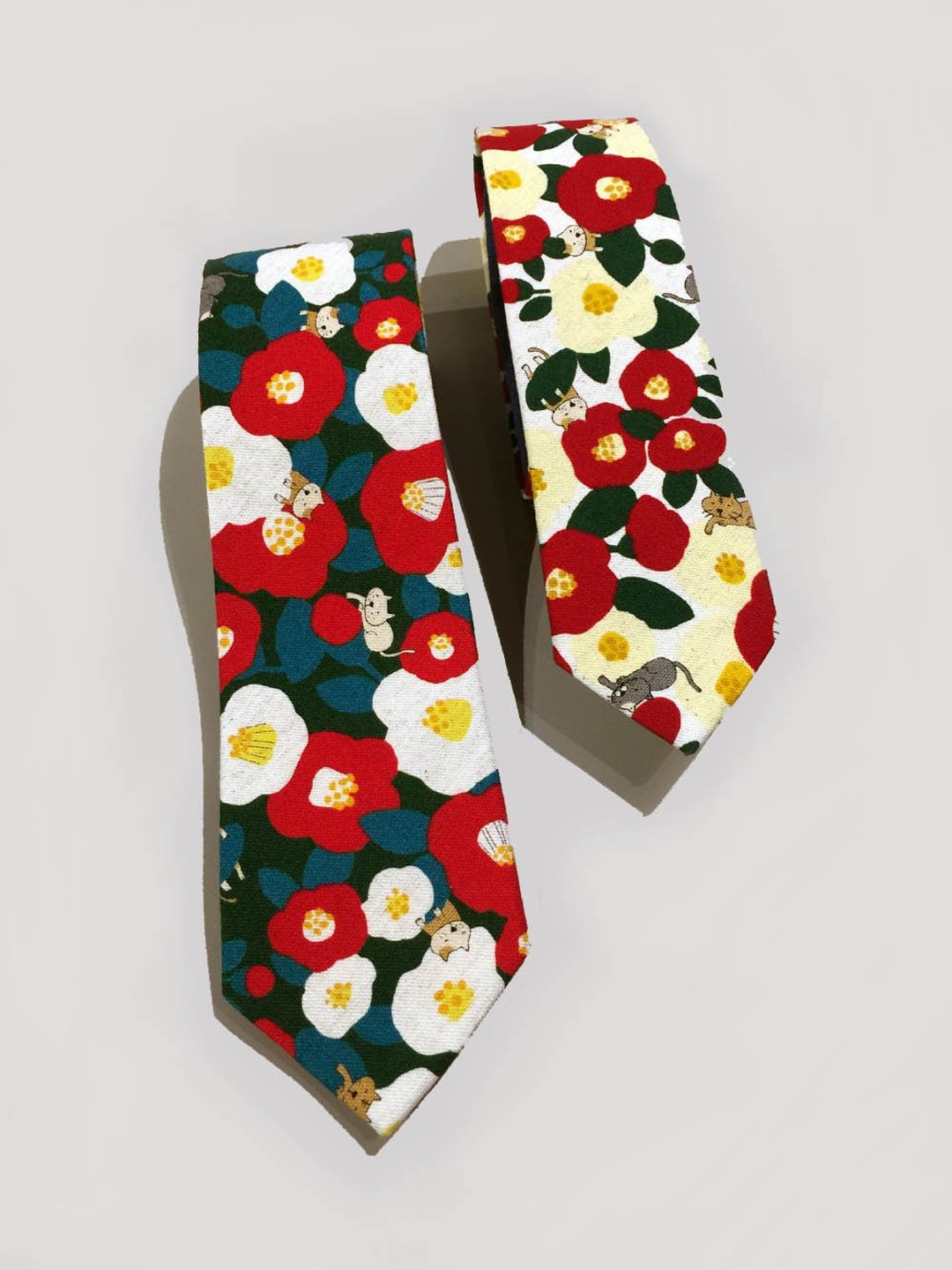 嬉戏中的猫 之花丛乱跑 领带 Neckties - 领带/领带夹 - 棉．麻 多色