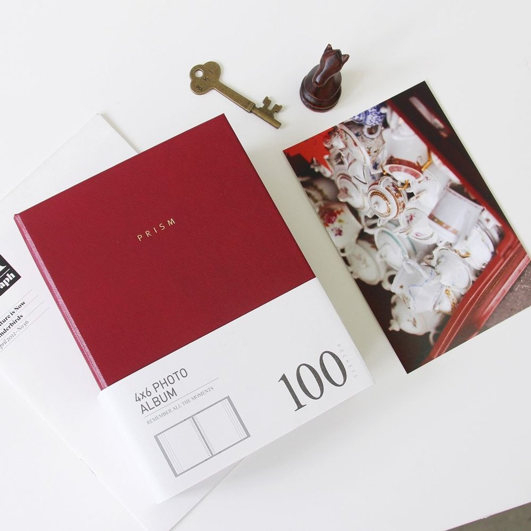 indigo-Prism4X6黑相本(100张)-绯红,IDG74129 - 相簿/相册 - 塑料 红色