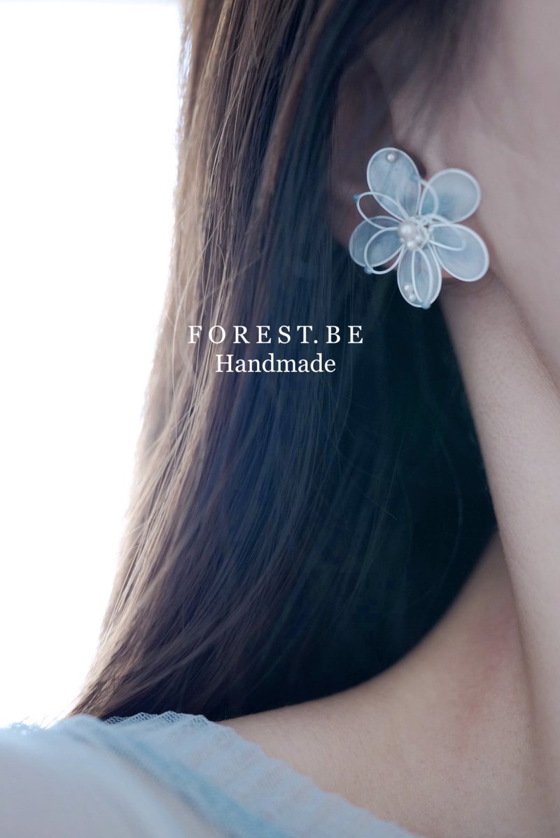 大花花 白边 珍珠 耳环 - 耳环/耳夹 - 树脂 蓝色