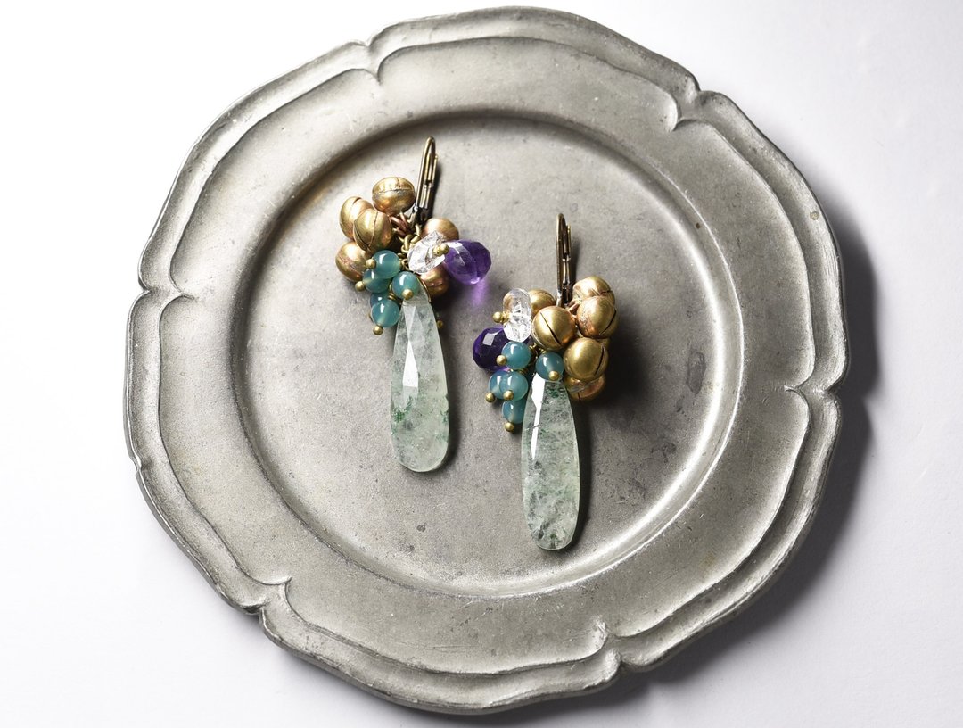 Chrysocolla Quartz, fluffy bells and green agate, amethyst and Herkimer diamond earrings dark - 耳环/耳夹 - 宝石 绿色