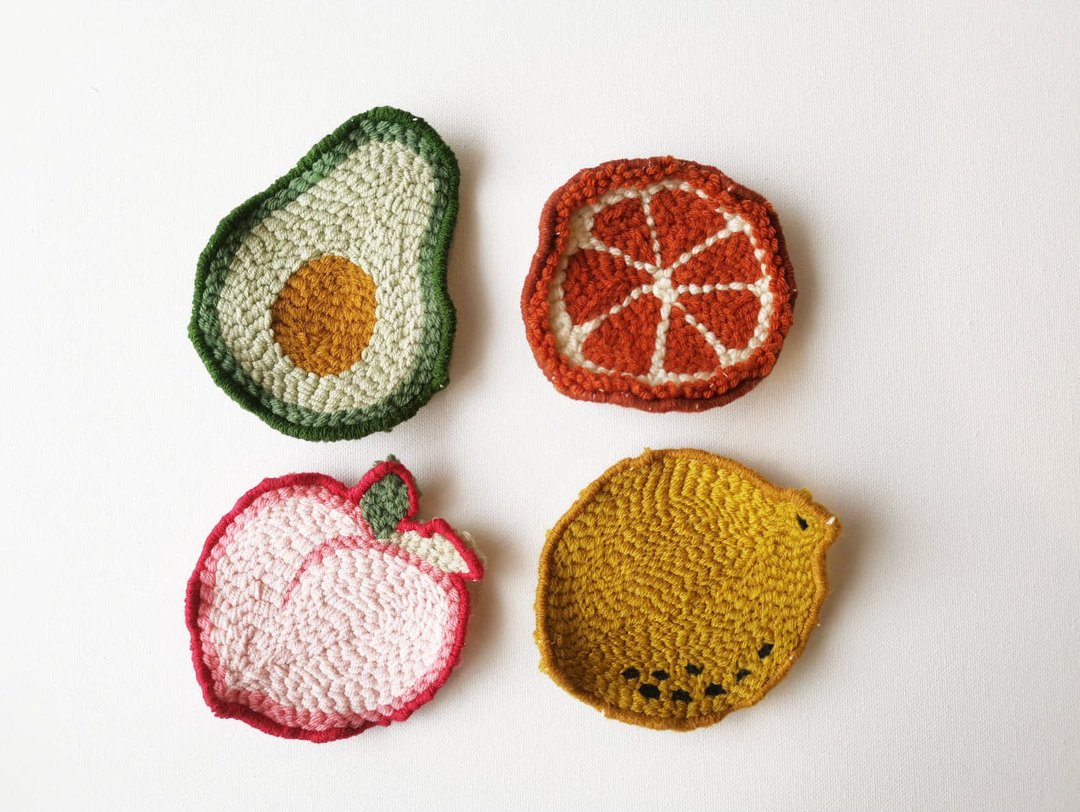 Punch Needle Reversible Coasters - Punched Fresh From Farm - 杯垫 - 绣线 多色