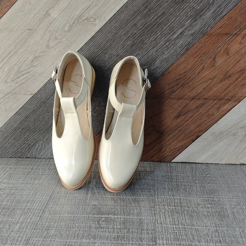 T字玛莉珍鞋 台湾真皮手工女皮鞋 宽楦尖头鞋 大尺码女鞋-亮米 - 玛莉珍鞋 - 真皮 