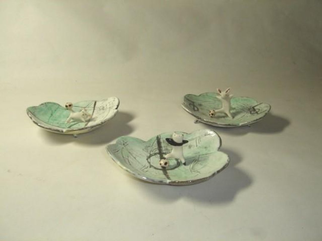 Traditional dishes set football - 浅碟/小碟子 - 陶 