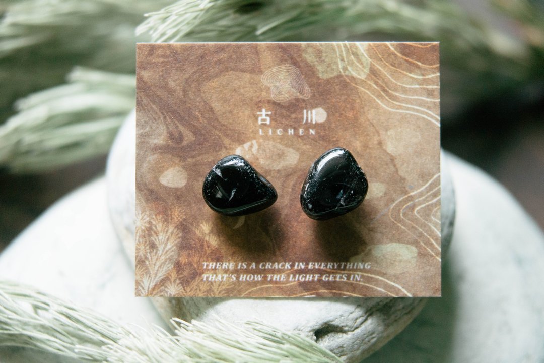 CRACK | 矿物系耳环 |  EARRINGS - 耳环/耳夹 - 玉石 黑色