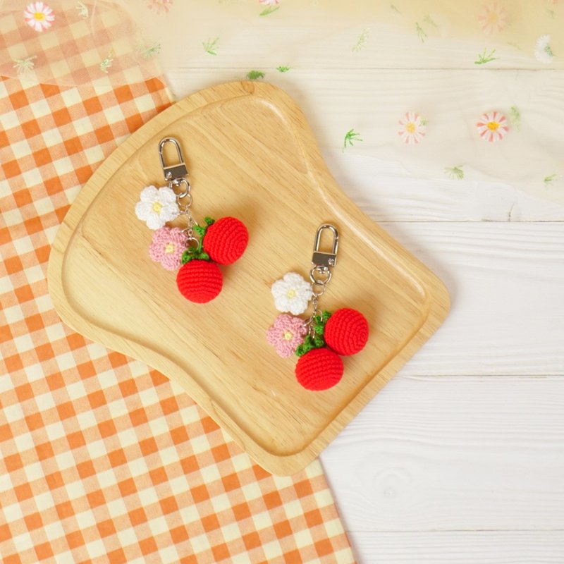 Tomato keychain charm zipper  key ring key chain bag charm handmade gift - 吊饰 - 棉．麻 红色