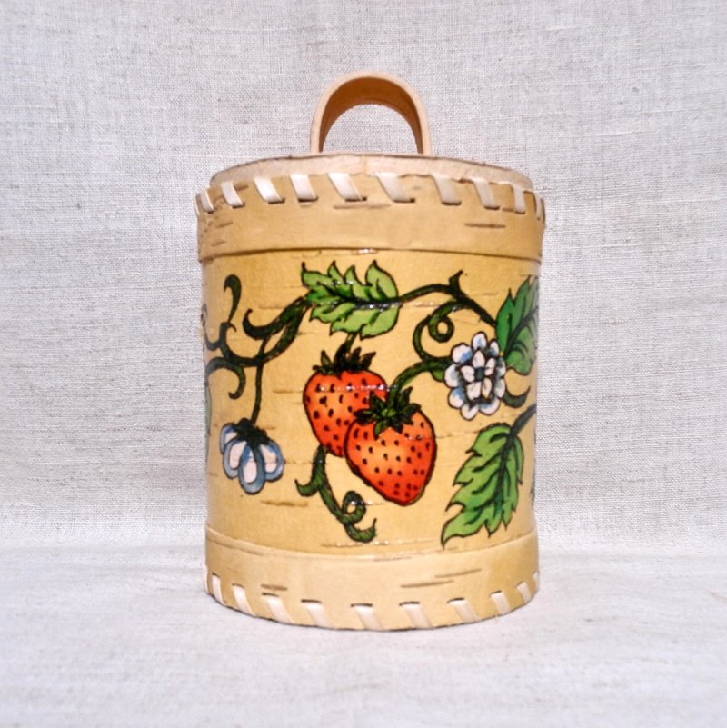 Storage box with strawberry - 收纳用品 - 木头 多色