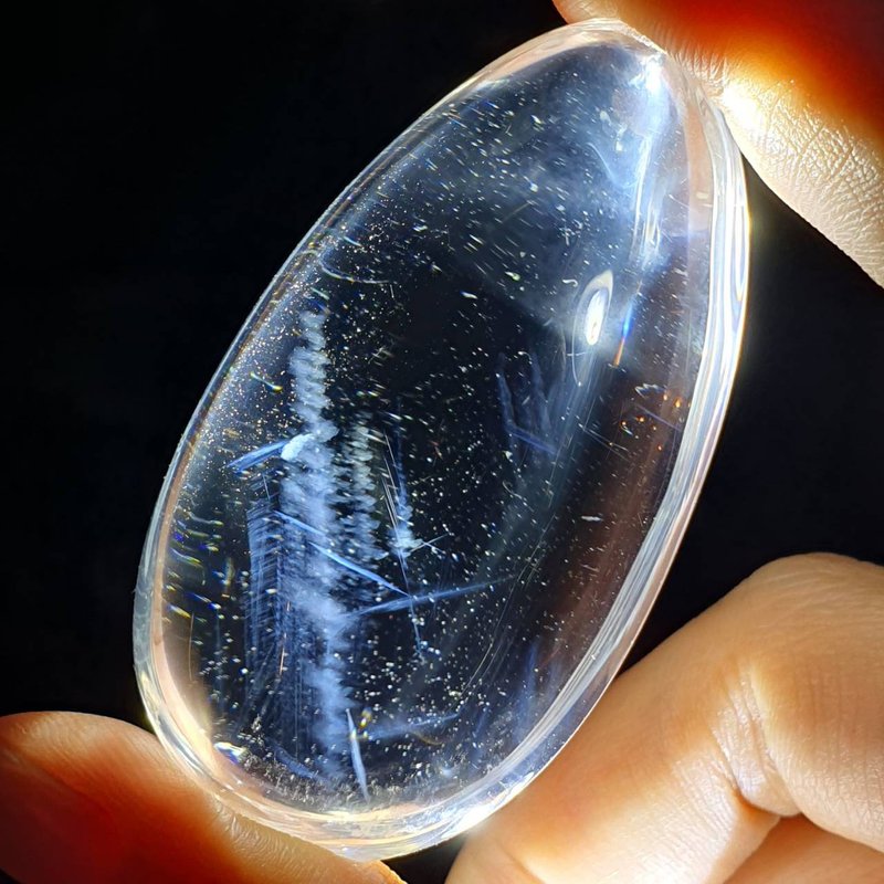 龙彩~ DB02 蓝针水晶 天使的羽毛 61.8g Blue Needle Quartz - 摆饰 - 宝石 白色