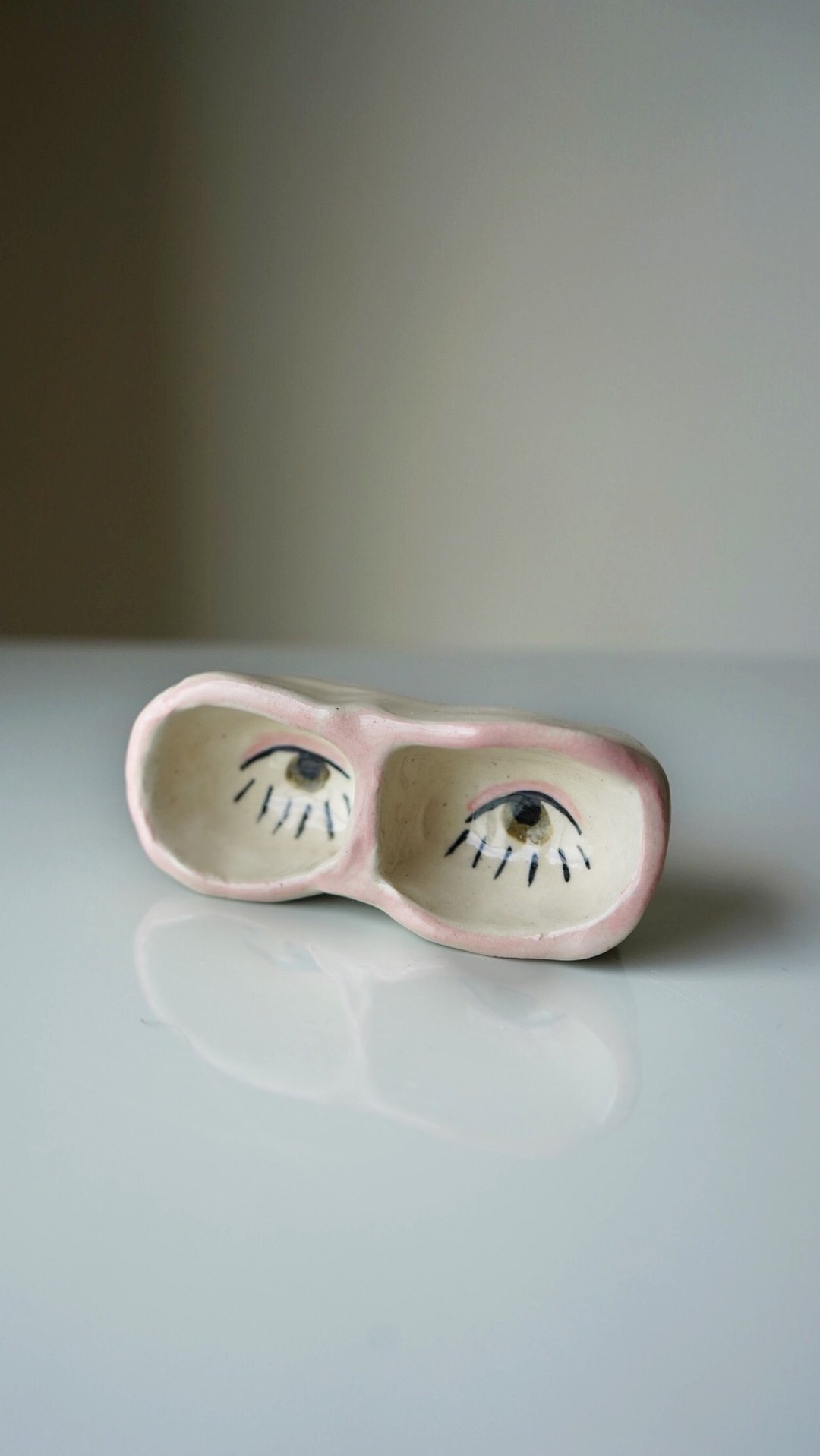 Pink Eye Salt & Pepper Holder - 花瓶/陶器 - 陶 粉红色