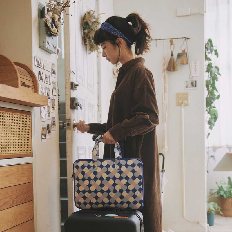 13寸笔电收纳包-差旅款/玻璃海棠2号/学院蓝 笔电包 - 电脑包 - 棉．麻 