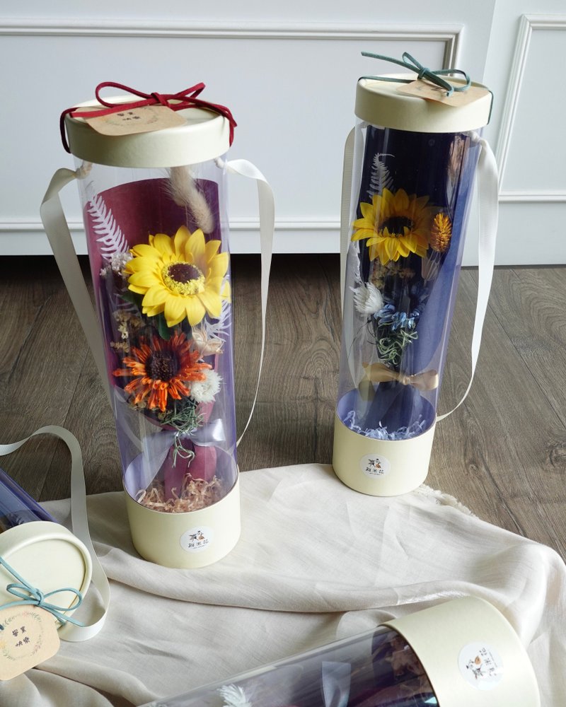 下一段旅程的祝福 毕业花束 花筒 - 干燥花/捧花 - 植物．花 多色