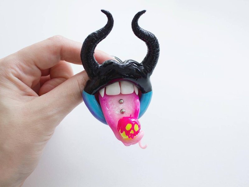 迪士尼沉睡魔咒胸针・沉睡魔咒万圣节角色扮演・万圣节珠宝 - 胸针 - 其他材质 蓝色