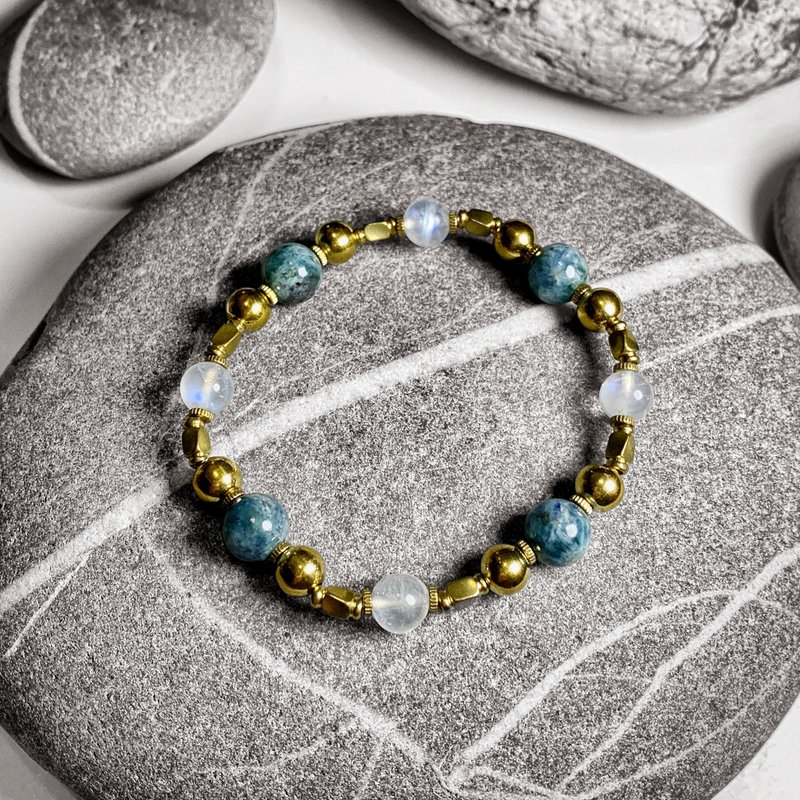 斯里兰卡奶油月光石 祖母晶 复古铜制手串 - 手链/手环 - 半宝石 