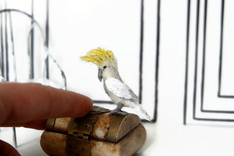 White cockatoo parrot miniature 1:12, make to order - 玩偶/公仔 - 其他材质 白色