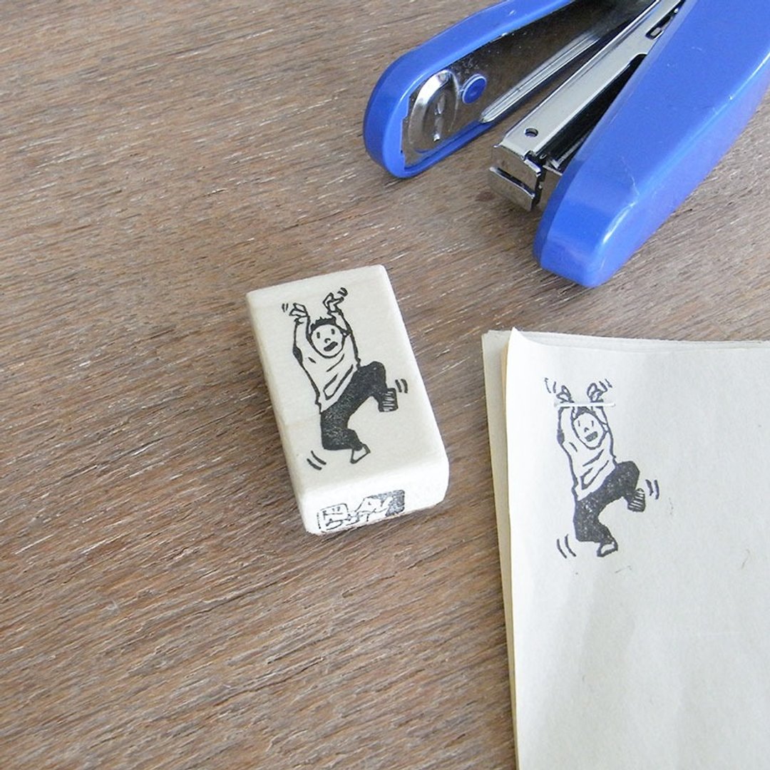Handmade rubber stamp for stapler Wriggle - 印章/印台 - 橡胶 卡其色