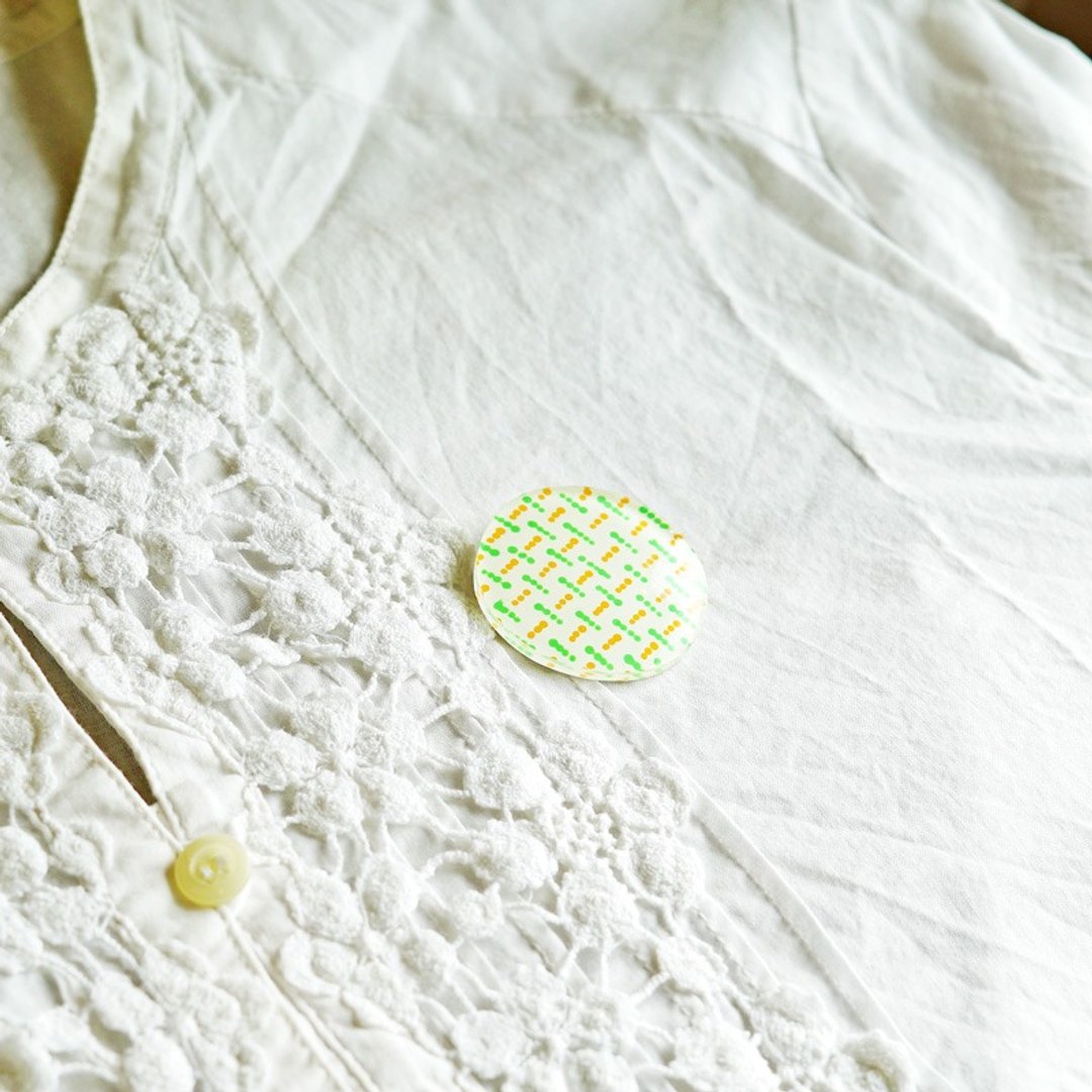 Hand-painted brooches | Manhole - 胸针 - 塑料 绿色