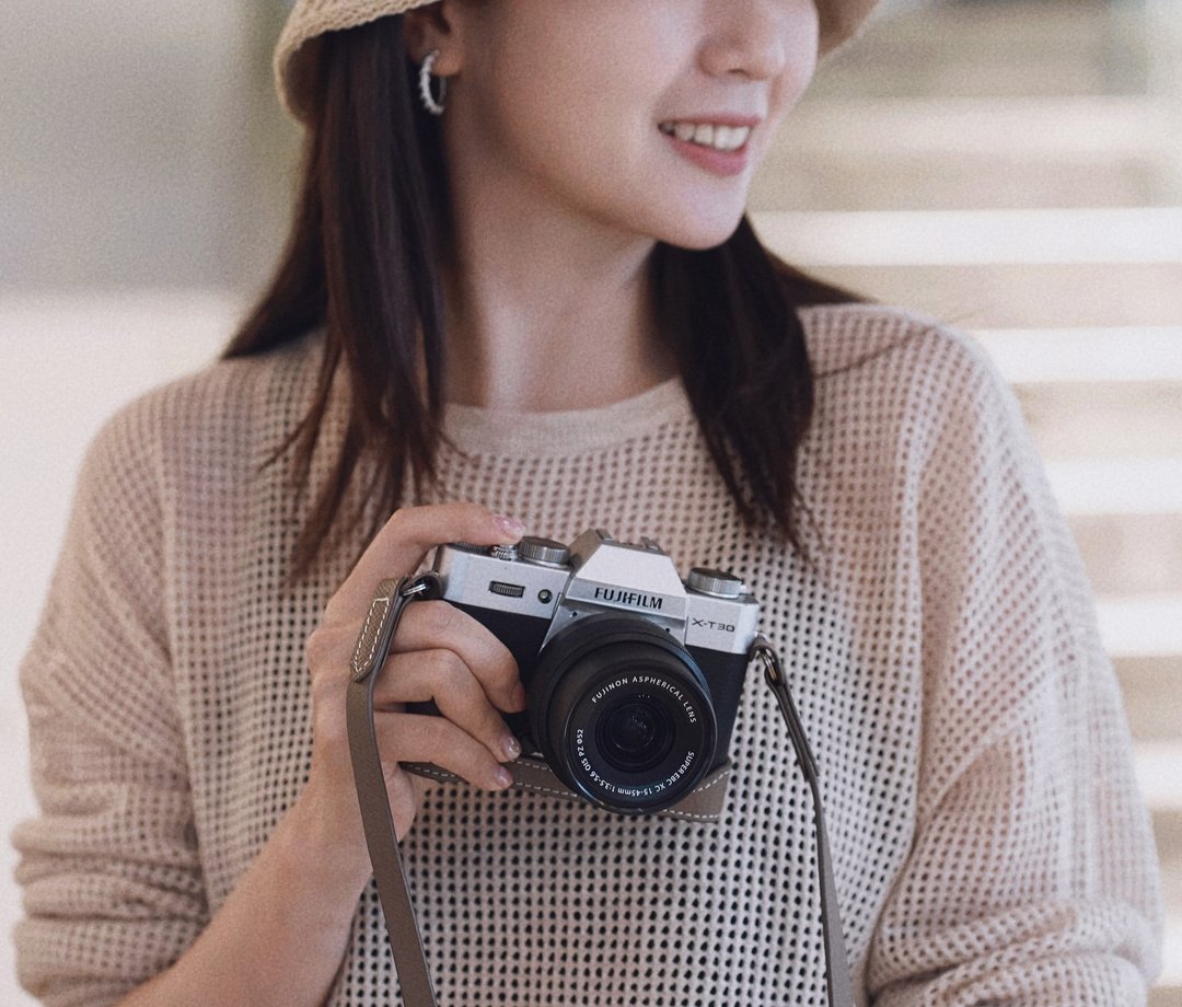 适用机型FUJIFILM X-T30 III/X-T30 II/ X-T30手掌纹皮革相机底座 - 相机包/相机袋 - 真皮 多色