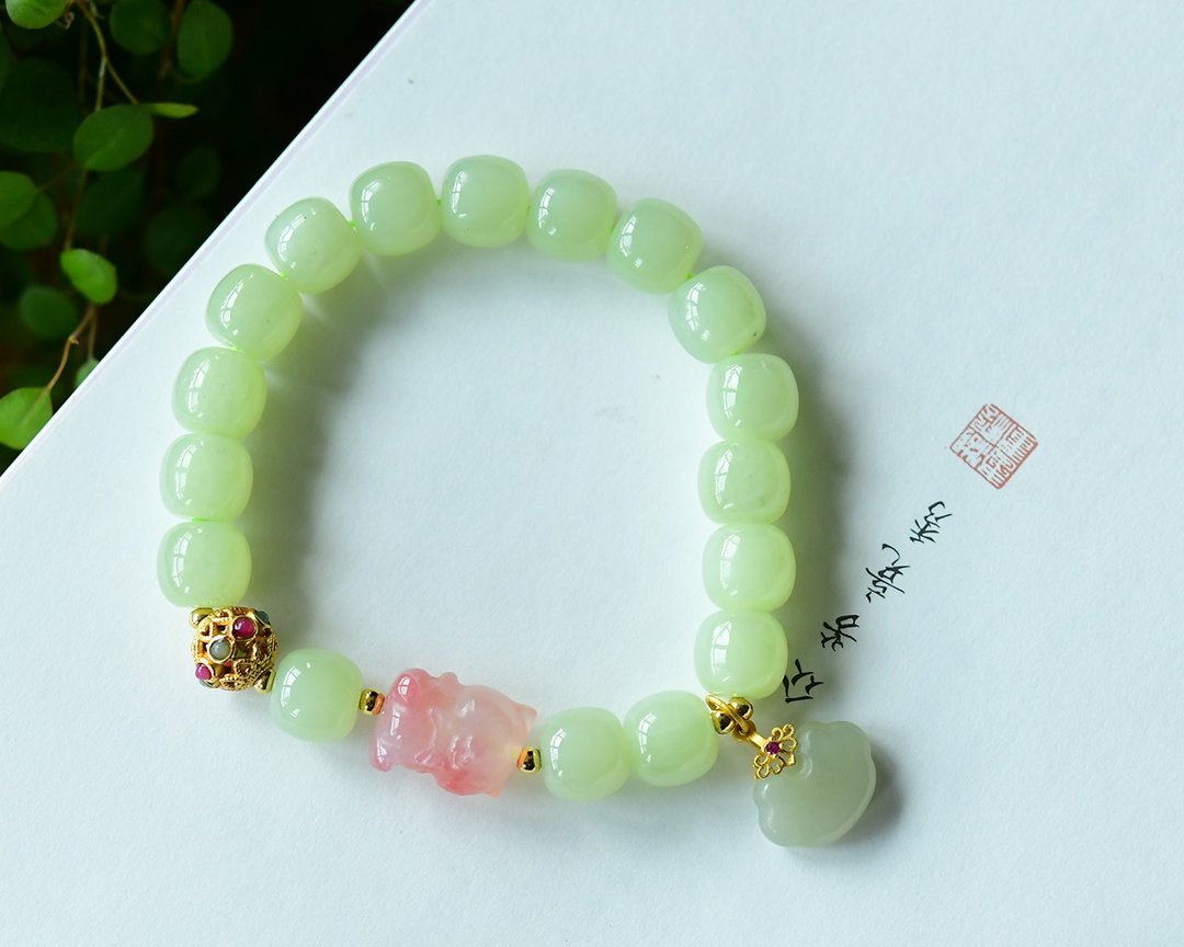 新款美货 天然和田玉10mm手链 点缀和田玉 复古金 玛瑙配饰 - 手链/手环 - 玉石 