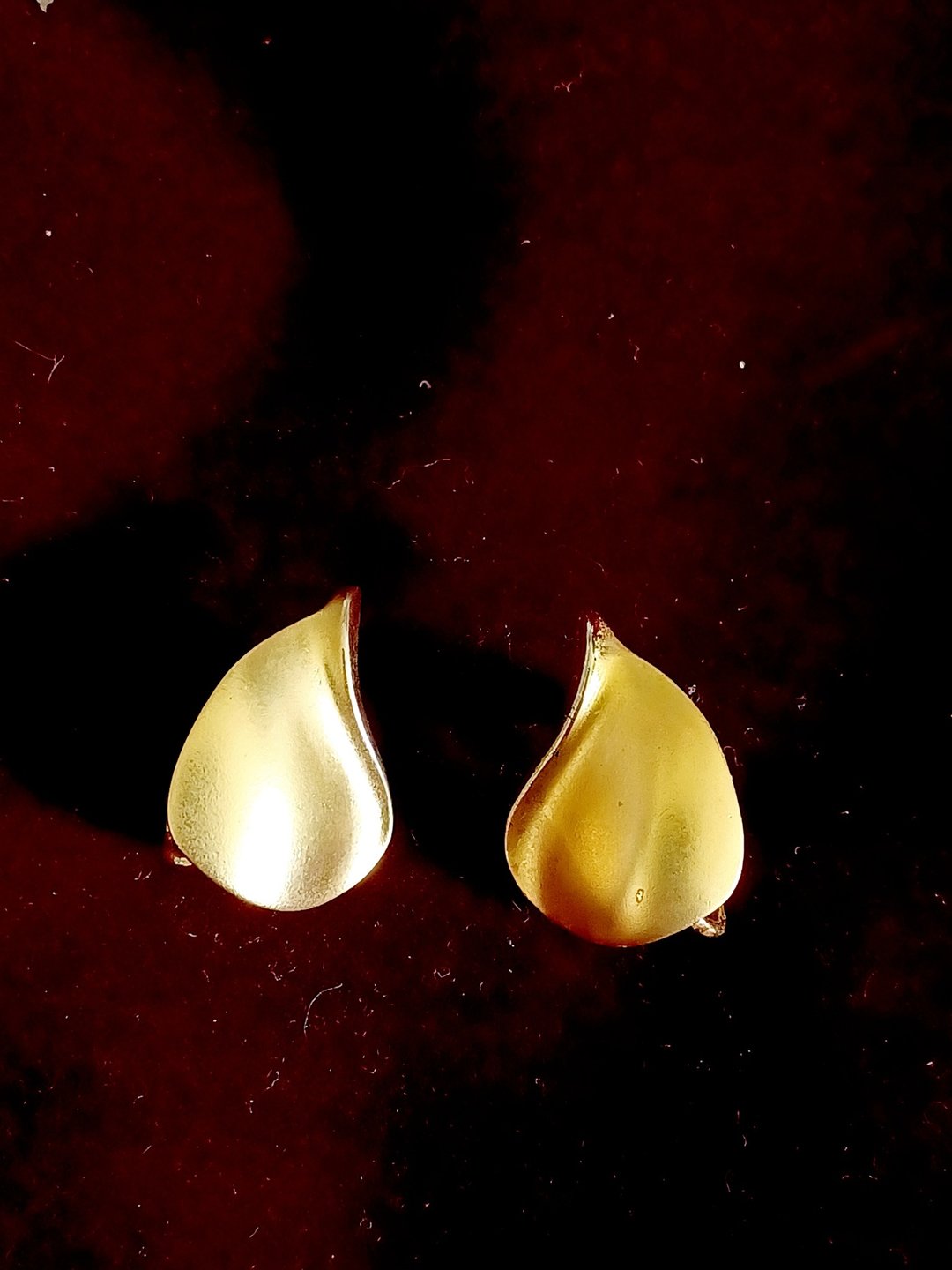 vintage jewelry  古典雾金立体水滴造型 夹式耳环 - 耳环/耳夹 - 其他金属 