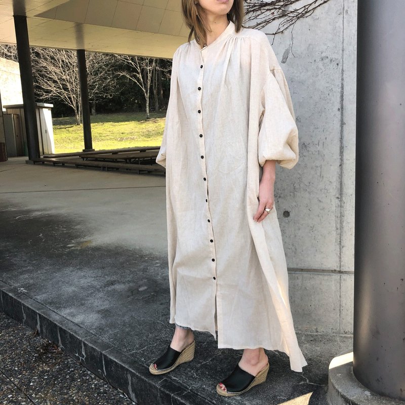 Puff sleeve relax Dress - 洋装/连衣裙 - 棉．麻 卡其色