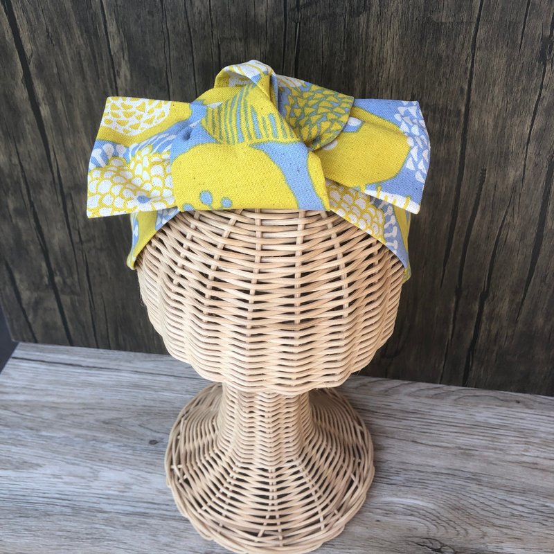 黄圆花蝴蝶结发带/リボンヘアバンド - 发带/发箍 - 棉．麻 黄色