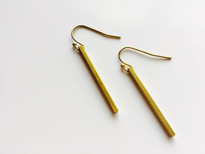 A Bead 黄铜简单长耳环 - 耳环/耳夹 - 其他金属 金色