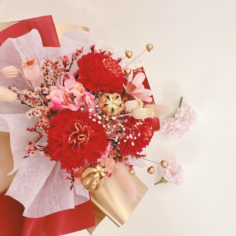 母亲节花束-康乃馨/红金 - 干燥花/捧花 - 植物．花 红色