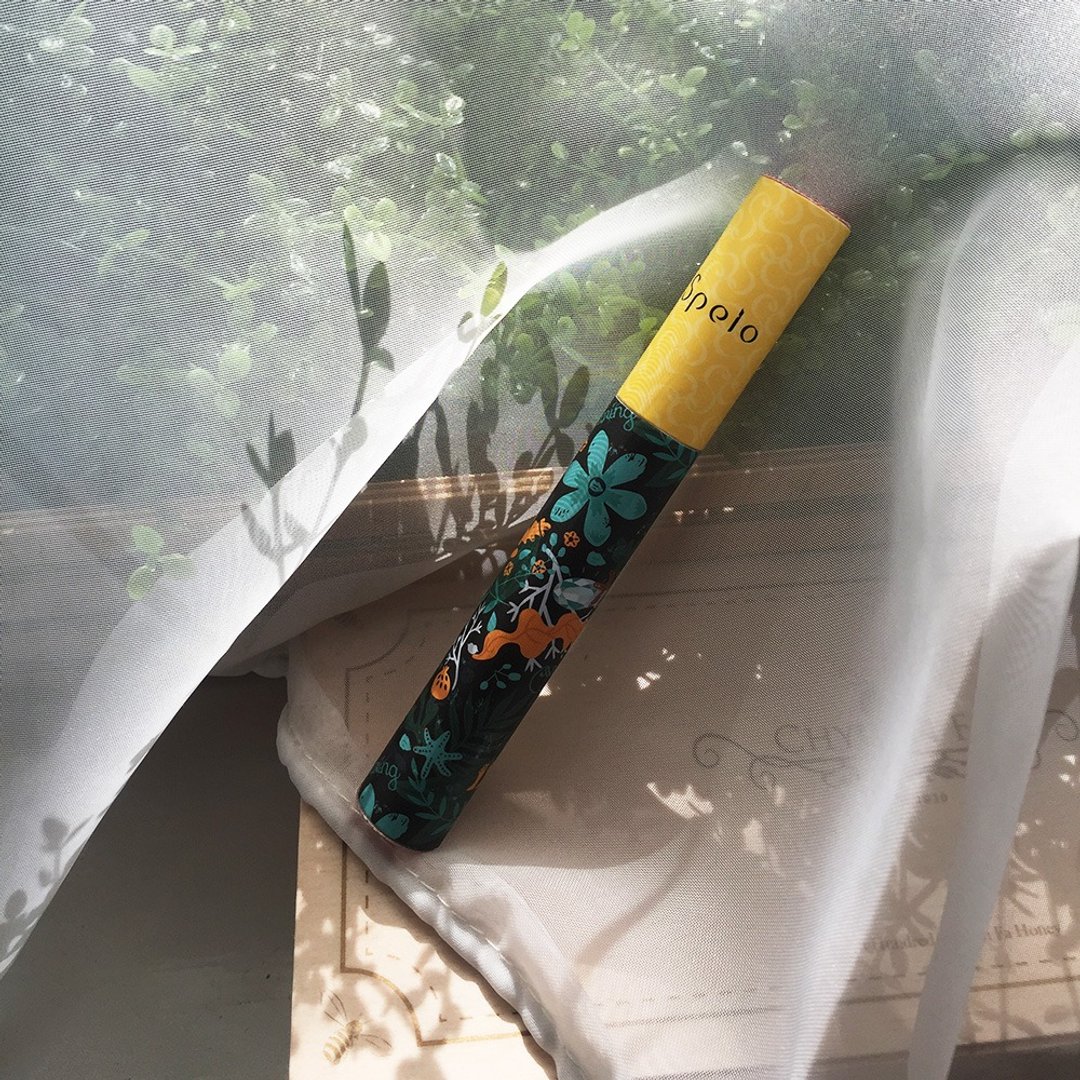 Speio 唇颊两用棒 迷人夏季(朝气红) - 唇彩/颊彩 - 环保材料 红色