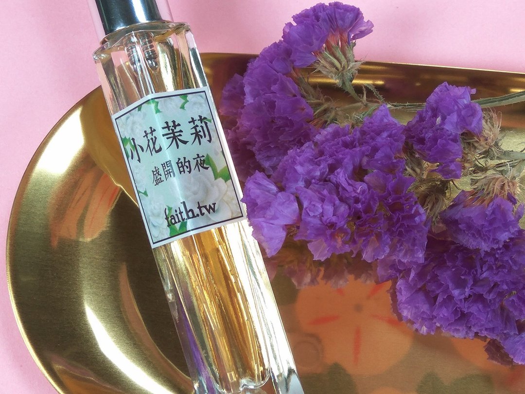 小花茉莉喷瓶10ml - 香水/香膏 - 精油 绿色