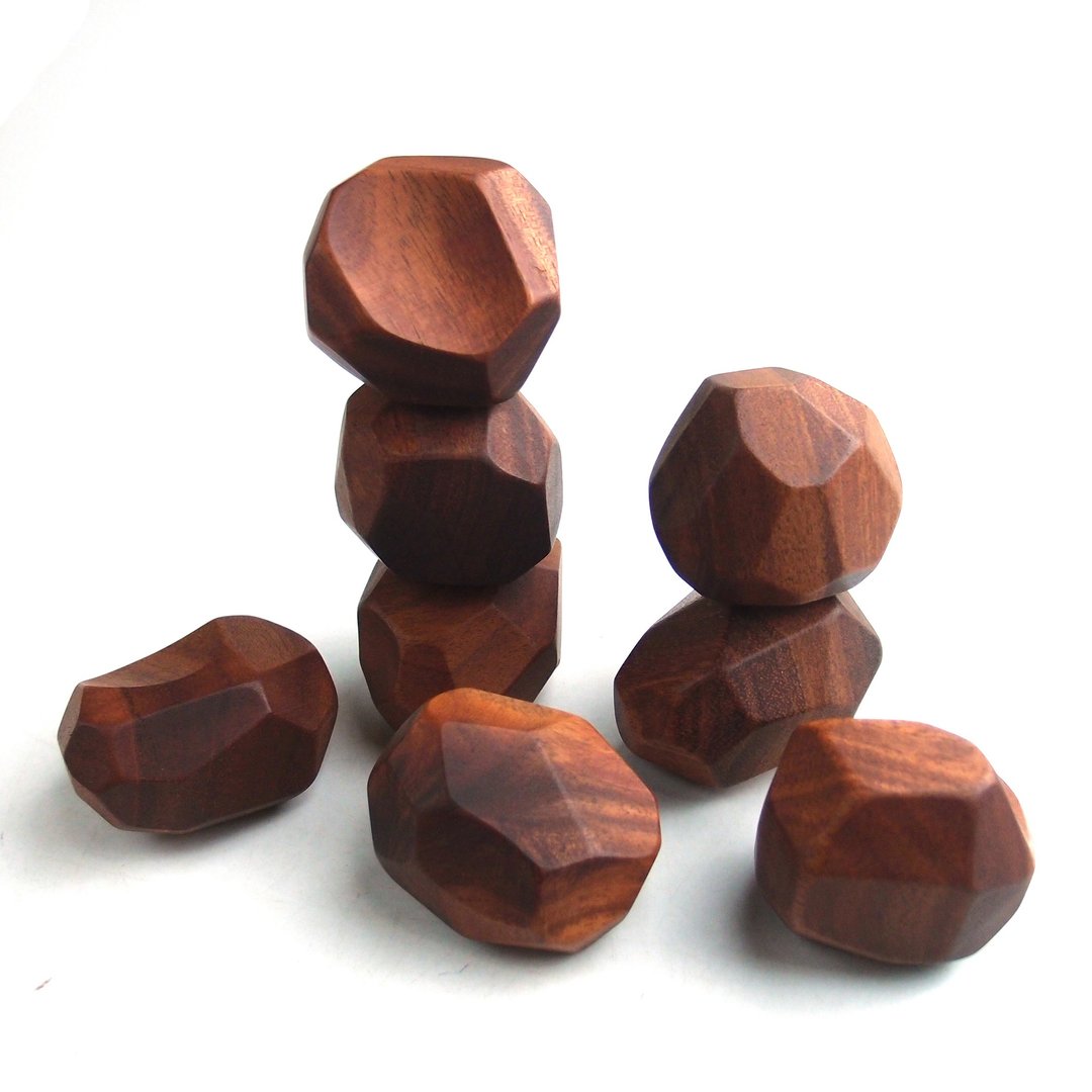 5 building blocks with different shapes - 玩具/玩偶 - 木头 咖啡色