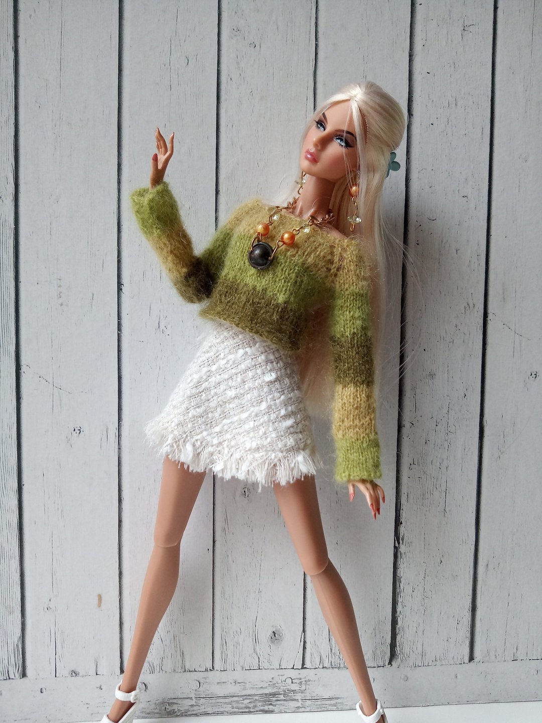 Doll skirt milk-color for Fashion Royalty Barbie Poppy and Dolls of Similar Size - 玩具/玩偶 - 聚酯纤维 白色