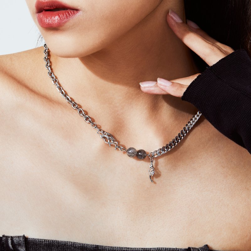 【艽野之旅】DISSOLVE 天然黑发晶 不规则情侣项链 - 项链 - 铜/黄铜 银色