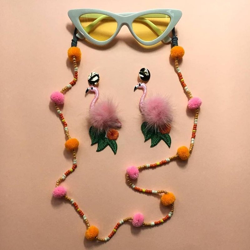 earrings : flamingo with leaf - 耳环/耳夹 - 其他材质 粉红色