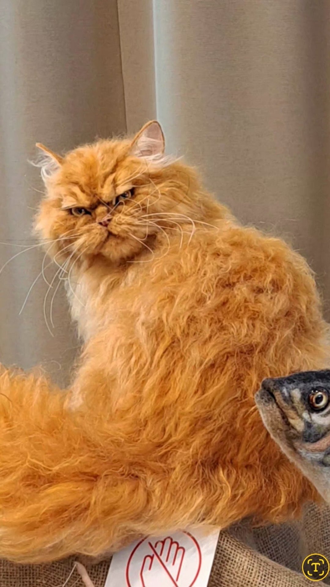 A realistic sculpture of a fluffy ginger cat. Art decor for - 玩偶/公仔 - 羊毛 橘色