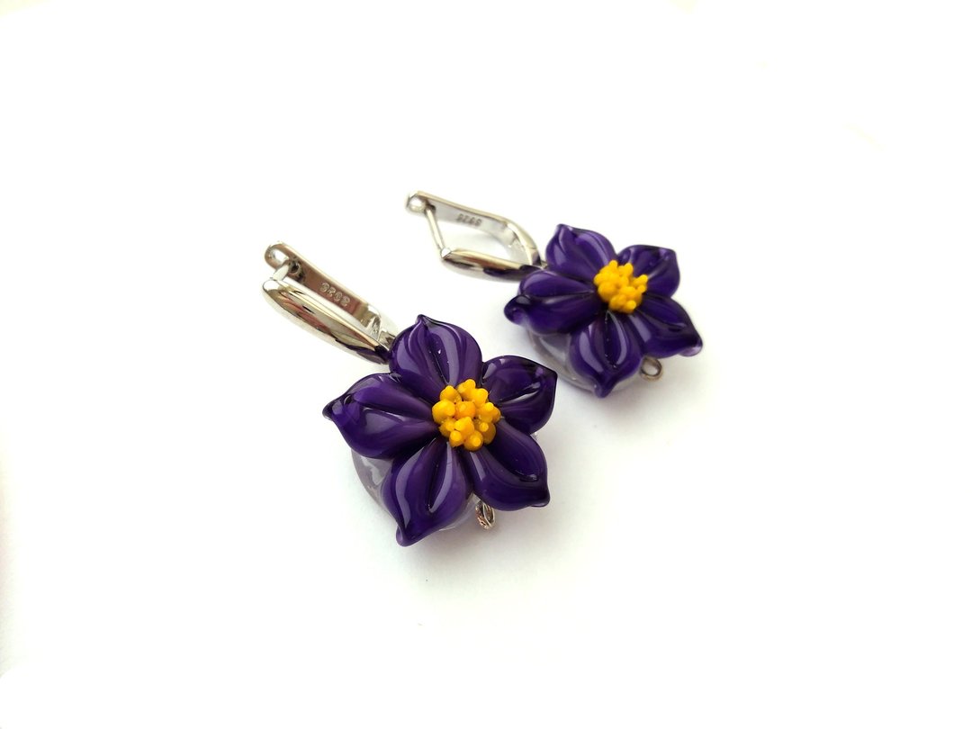 Simple dangle Earrings violets jewelry Glass flower female murano accessory cute - 耳环/耳夹 - 粘土 紫色