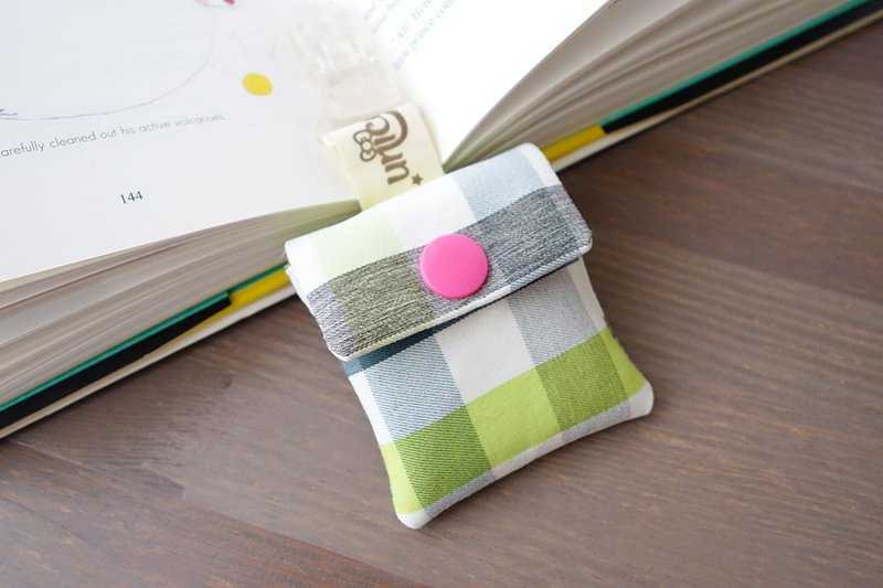 雅痞格纹风格 平安符袋 平安符 护身符 香火 明unicorn 吉祥月 - 满月礼盒 - 棉．麻 绿色