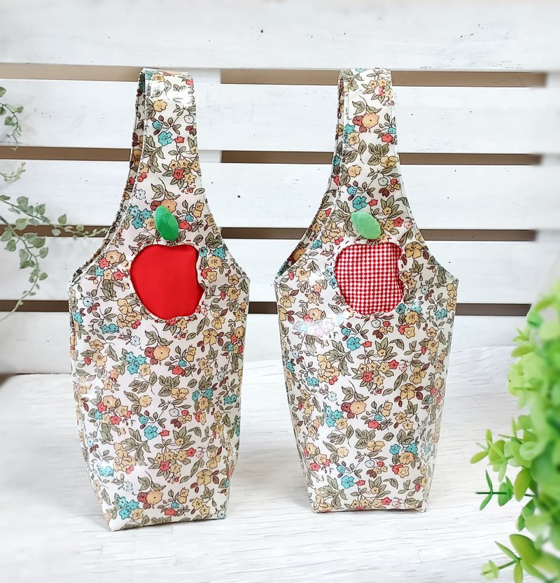 环保瓶杯手提袋(防水布) | 独特设计吸管专用的苹果造型外口袋 - 随行杯提袋/水壶袋 - 棉．麻 多色