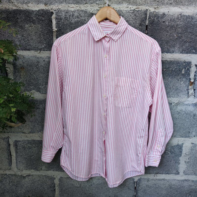 Vintage Brooks Brothers Women's Striped Pink Button up Shirt - 女装衬衫 - 棉．麻 粉红色