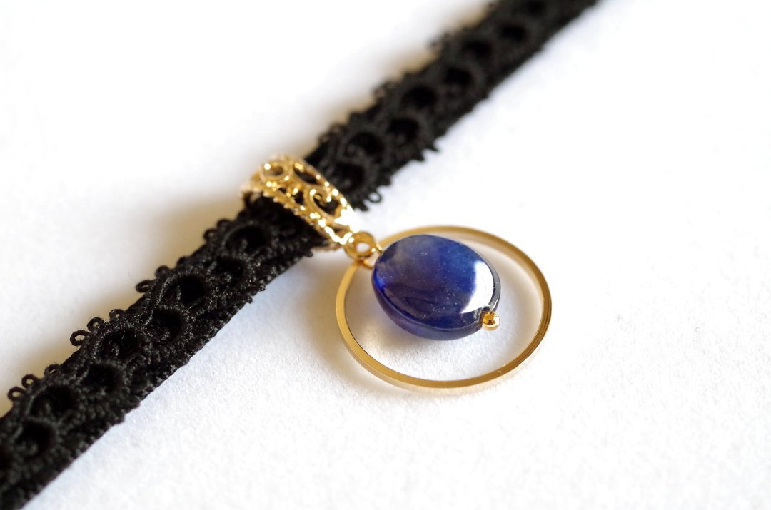 Choker blue sapphire with tatting lace and velvet ribbon - 项链 - 棉 黑色
