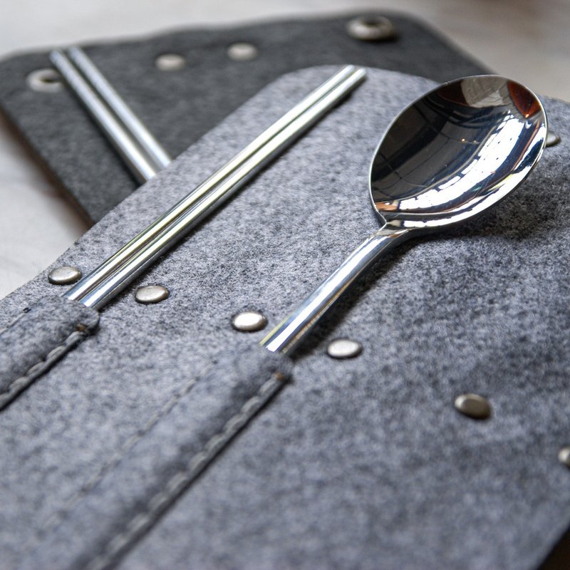 EarthWalker 慢慢食环保餐具组 / 韩式扁筷款 - 餐刀/叉/匙组合 - 其他金属 灰色