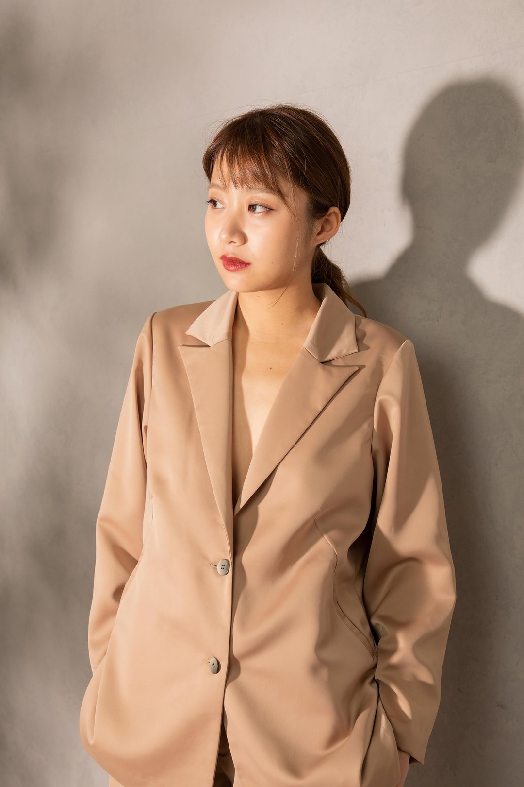 tailored satin jacket　made in Japan - 女装休闲/机能外套 - 其他人造纤维 金色