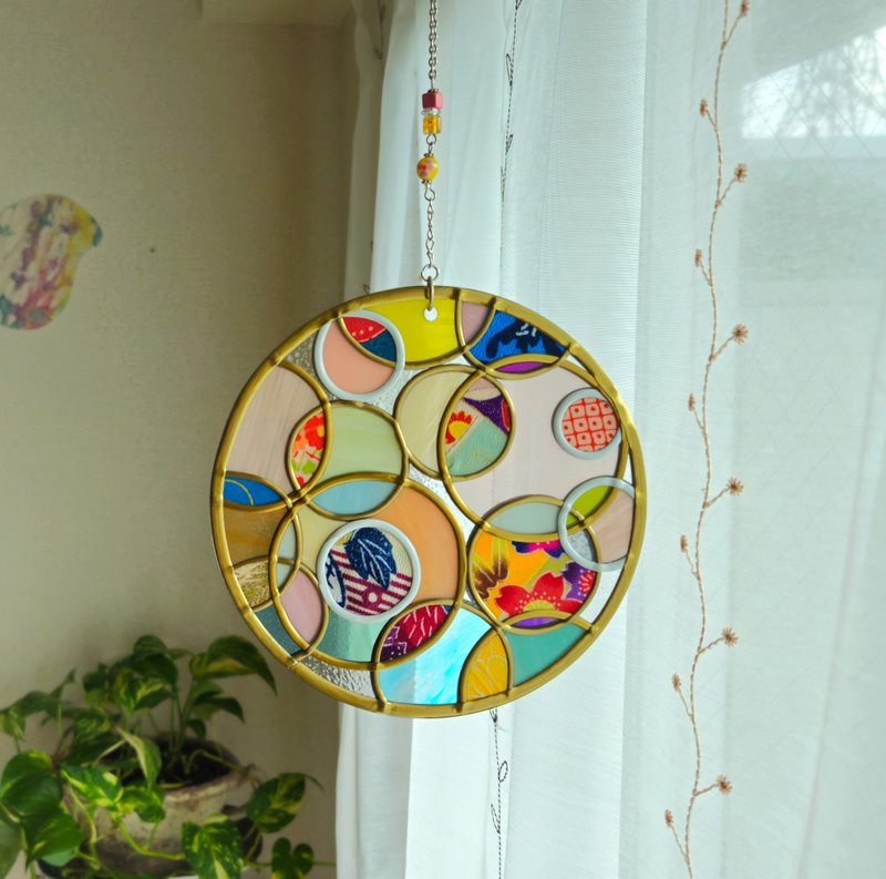 新款 One Earth Harmony 一个地球，一颗心 圆形装饰品 - 墙贴/壁贴 - 琉璃 卡其色